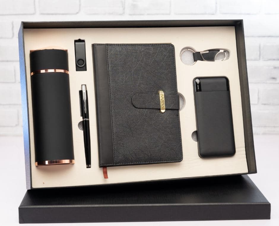 Black Gift Set with Flask & Notebook